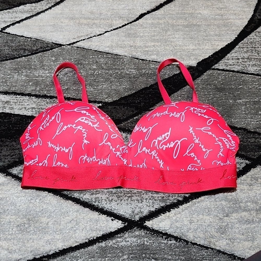 VS PINK WEAR EVERYWHERE WIRELESS PUSH-UP LOGO RED & PINK 36D BRA